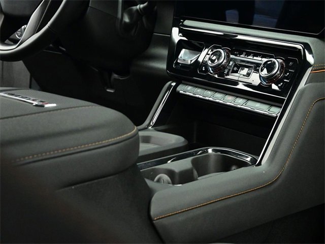 Used 2024 GMC Sierra 3500 AT4 w/ AT4 Premium Plus Package image 44