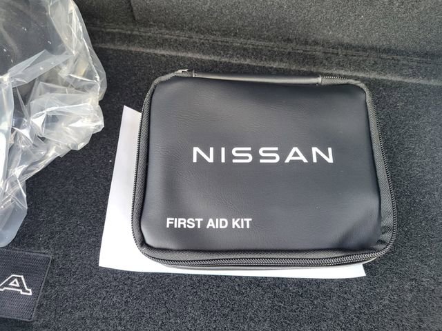 New 2025 Nissan Armada SL w/ Captain's Chari Seat Package image 41
