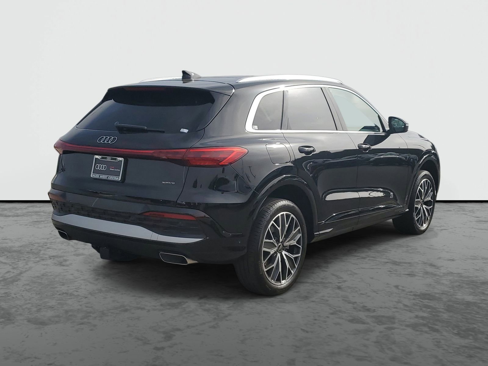 Used 2025 Audi Q5 Premium Plus image 4