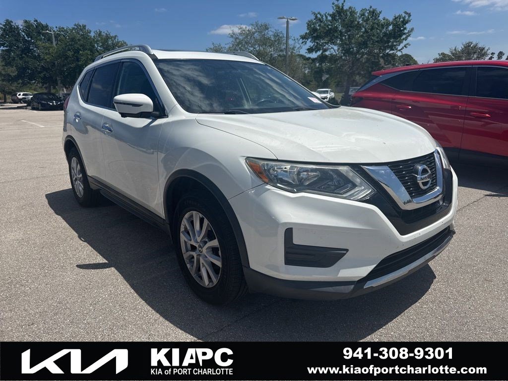 Used 2017 Nissan Rogue SV