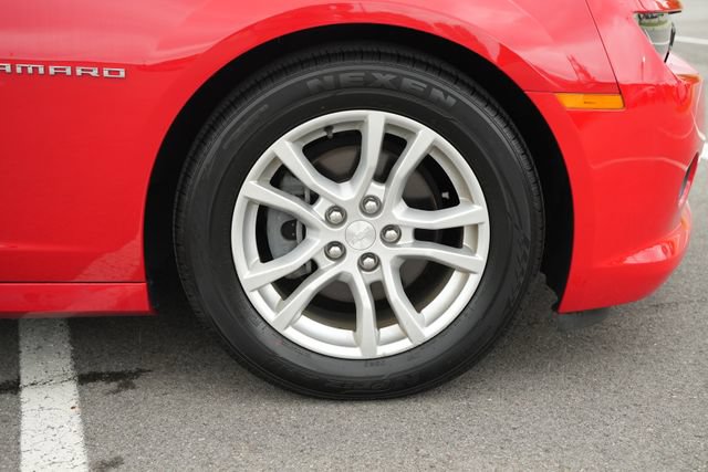 Used 2014 Chevrolet Camaro LT w/ Rear Vision Package RWD image 34