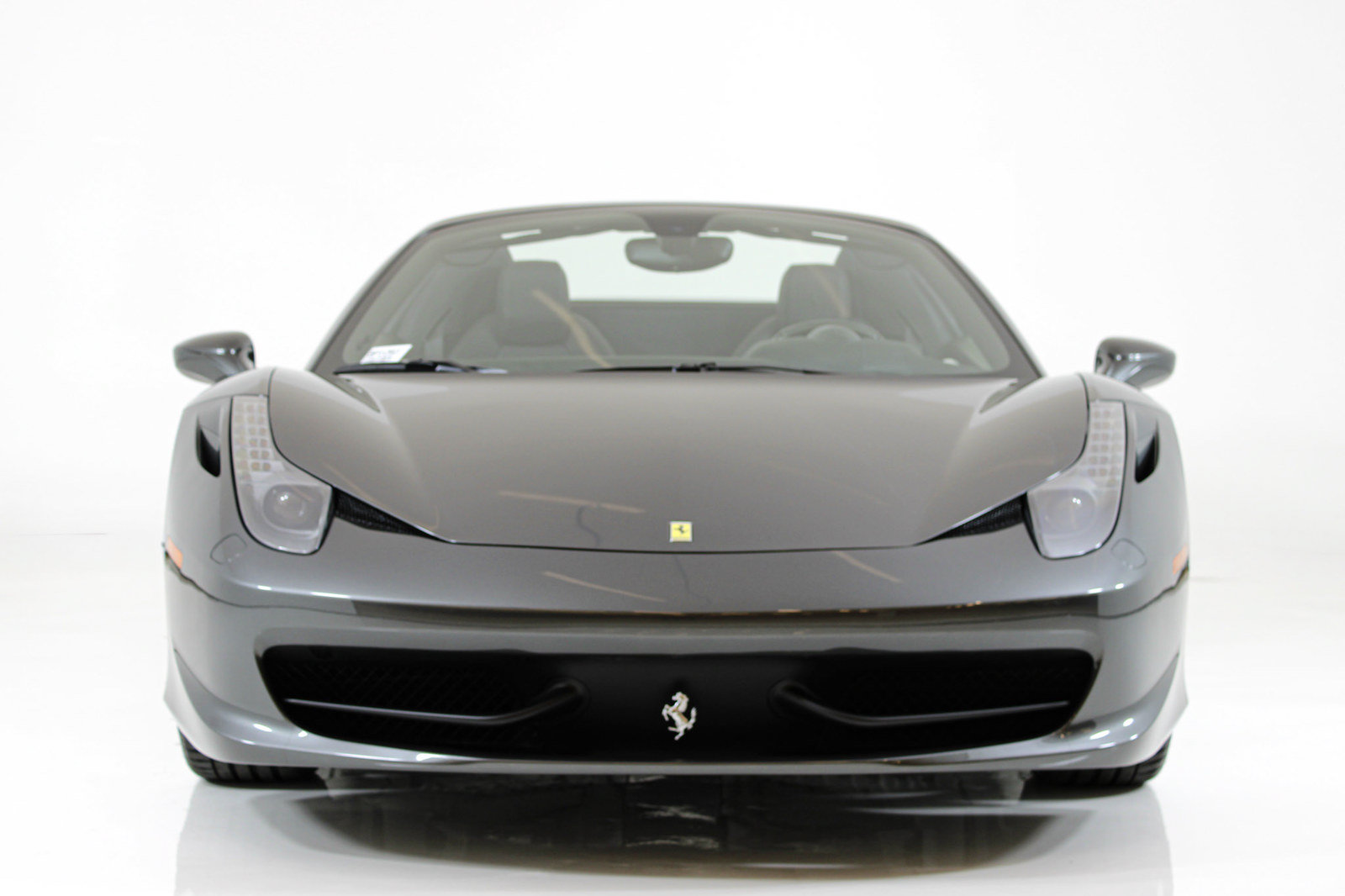 Certified 2013 Ferrari 458 Spider RWD image 18