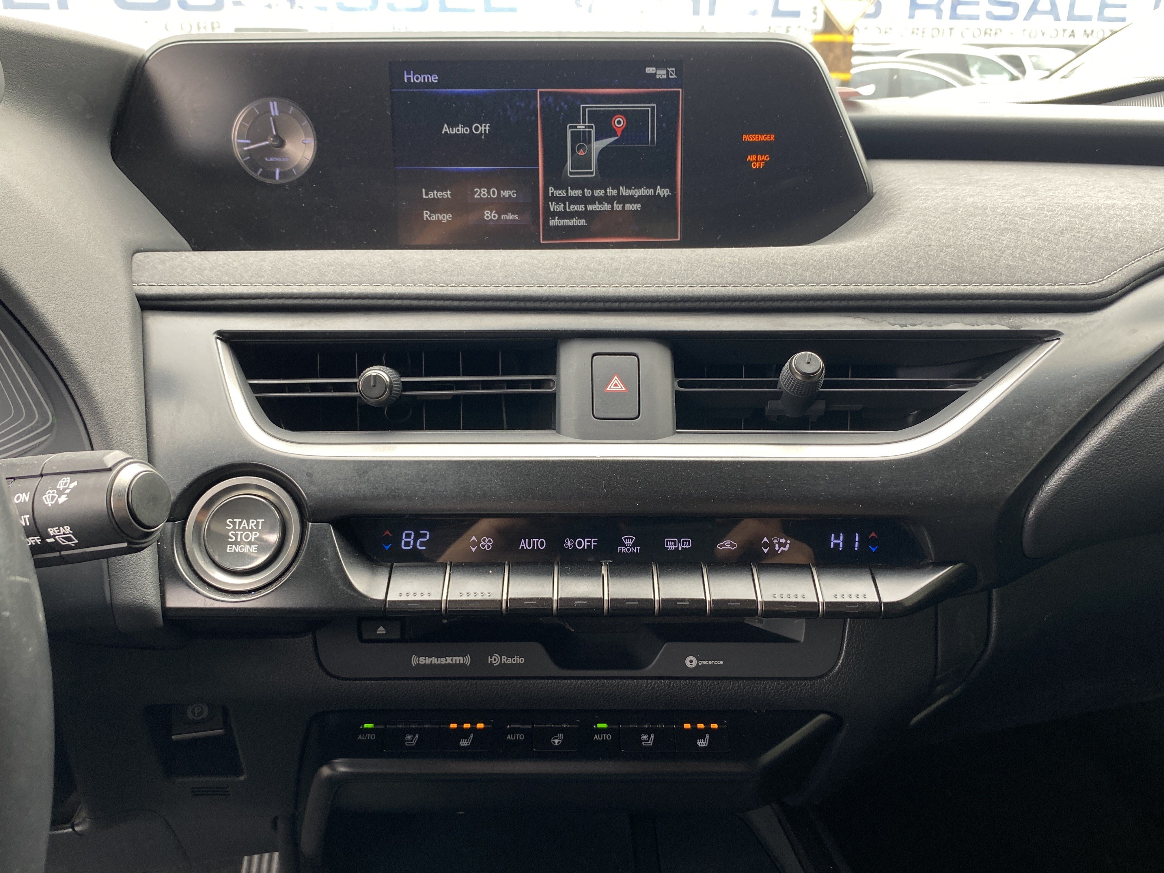 Used 2019 Lexus UX 200 w/ Premium Package FWD image 13