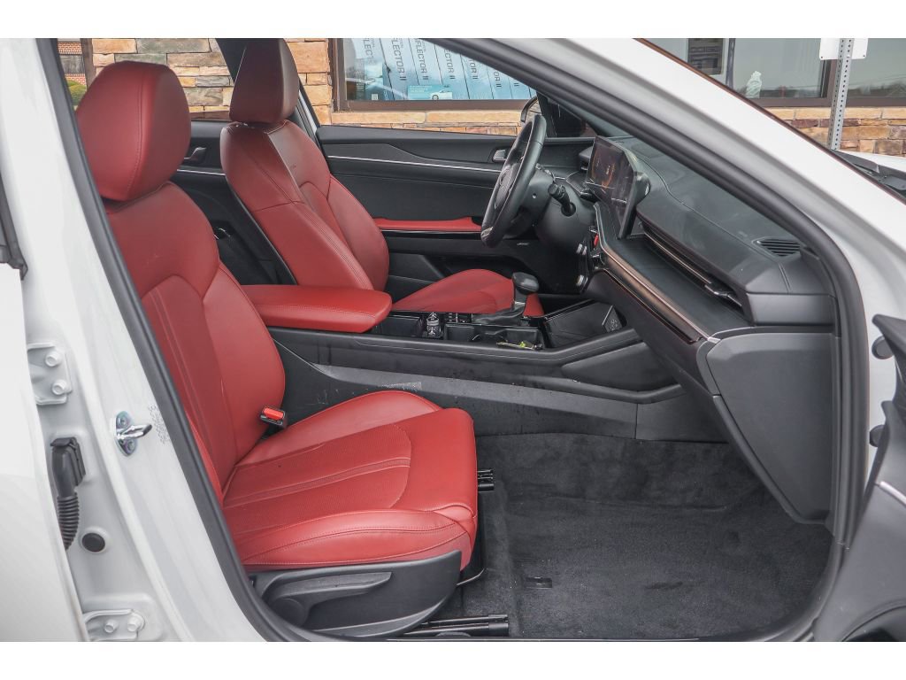 Used 2025 Kia K5 GT-Line w/ GT-Line Premium Package image 14