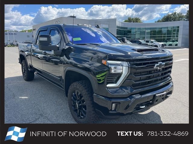 Used 2025 Chevrolet Silverado 3500 High Country w/ High Country Premium Package AWD/4WD image 1