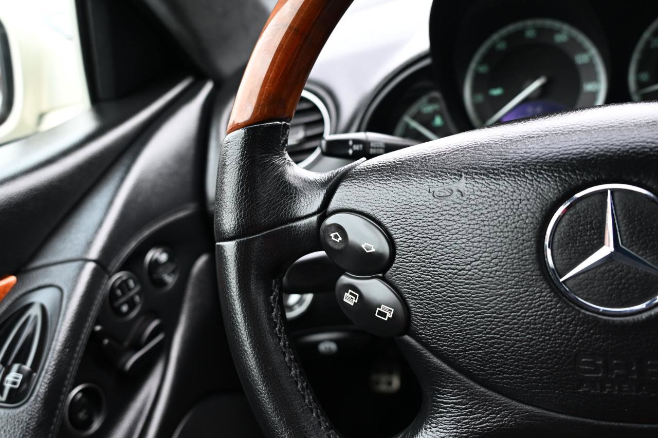 Used 2003 Mercedes-Benz SL 500 image 17