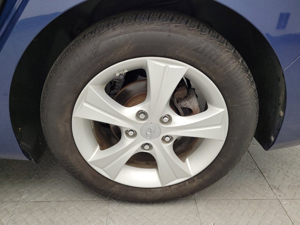 Used 2016 Hyundai Elantra Value Edition image 31