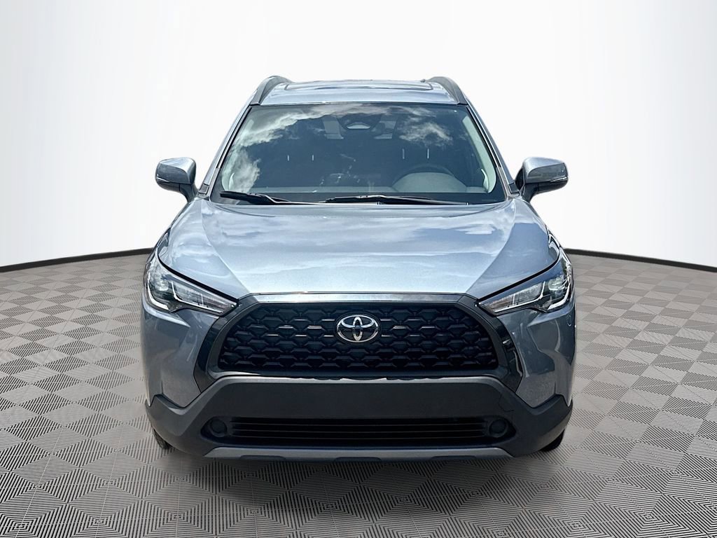 Used 2024 Toyota Corolla Cross LE w/ Moonroof Package AWD/4WD image 2