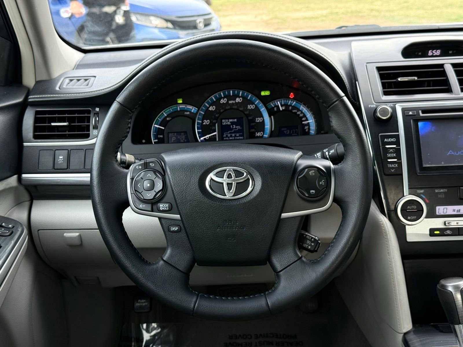 Used 2013 Toyota Camry XLE w/ Convenience Pkg image 37