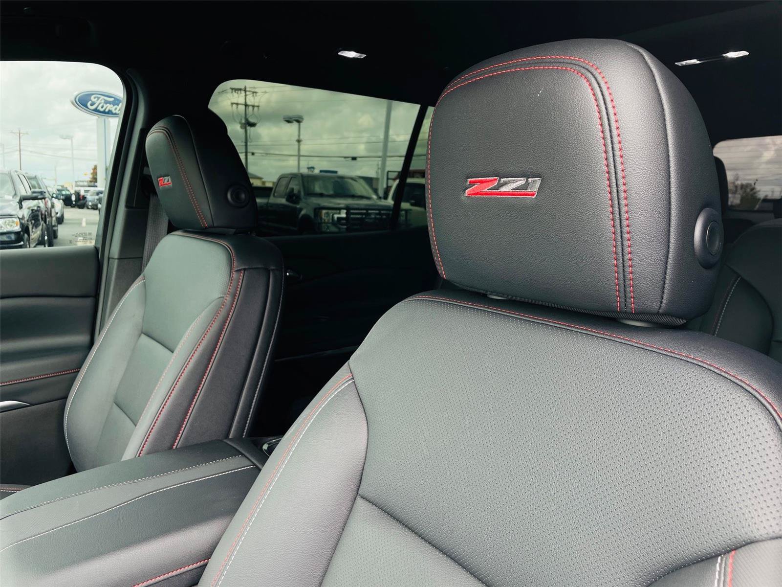 Used 2026 Chevrolet Traverse Z71 AWD/4WD image 10