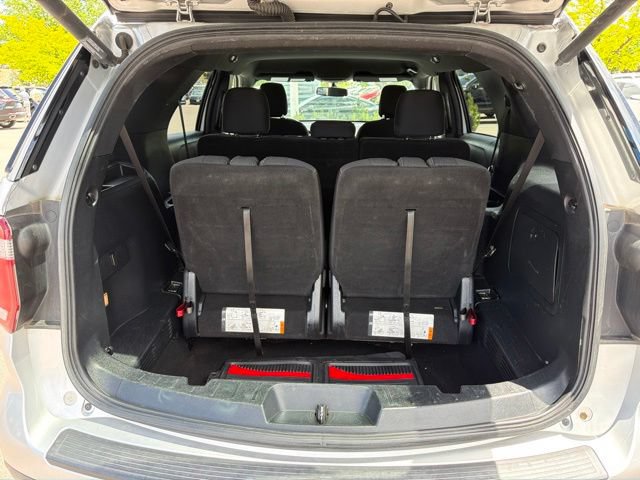 Used 2019 Ford Explorer XLT w/ Equipment Group 201A AWD/4WD image 7