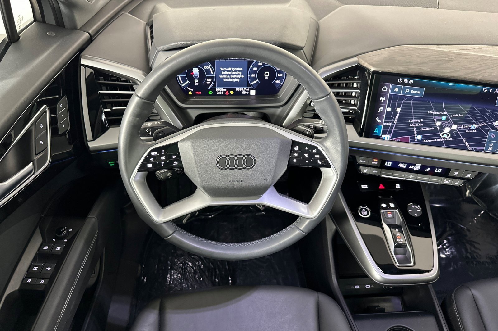 Used 2024 Audi Q4 e-tron Premium Plus w/ Premium Plus image 13