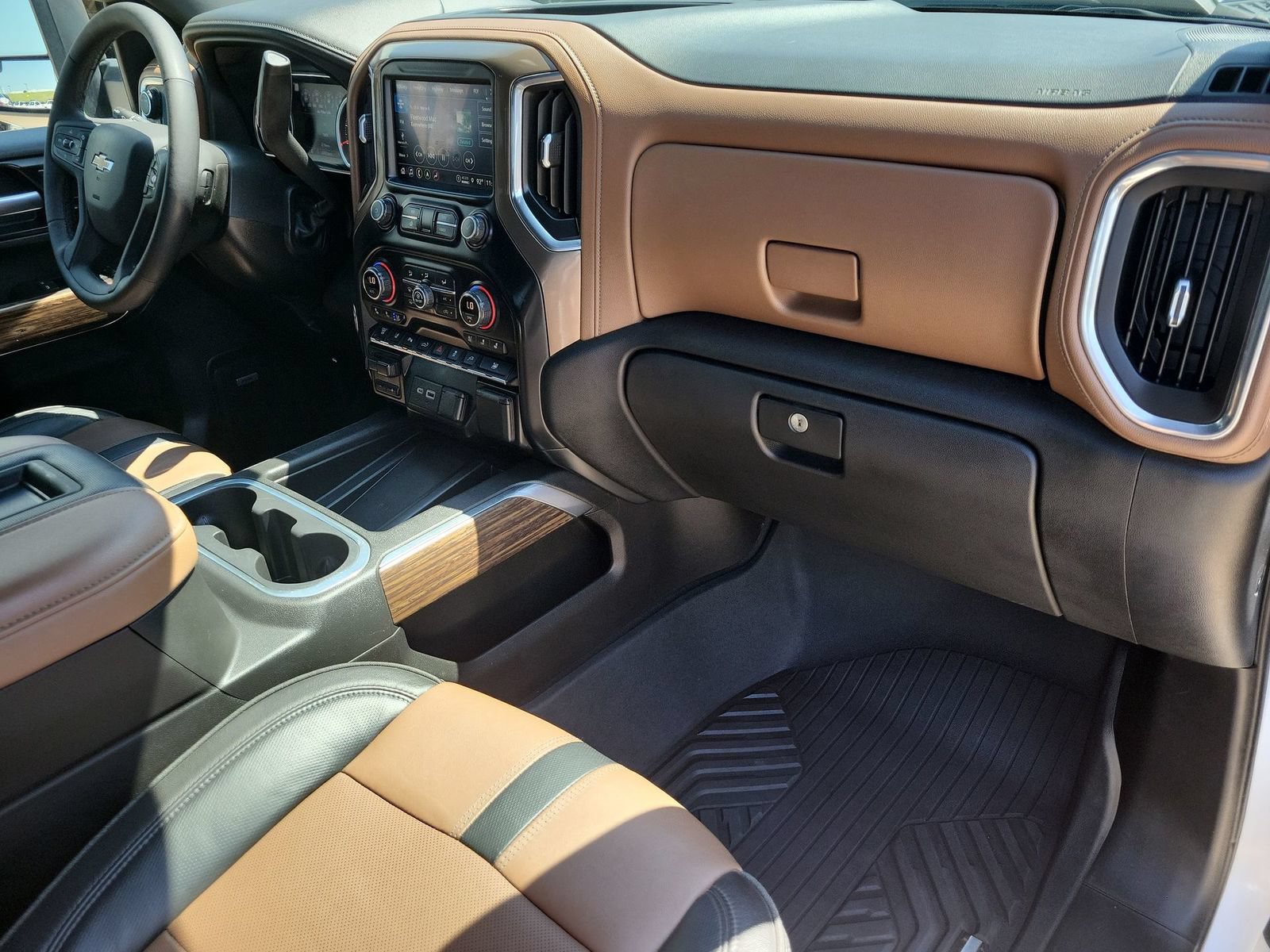 Certified 2021 Chevrolet Silverado 2500 High Country AWD/4WD image 28