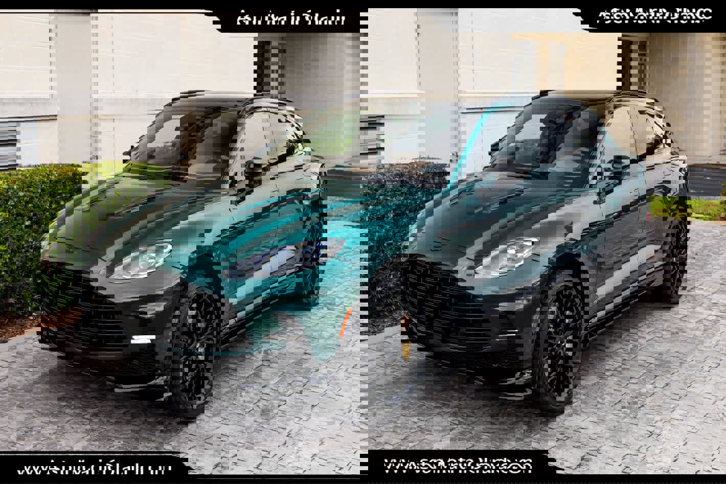 Used 2025 Aston Martin DBX 707 image 34