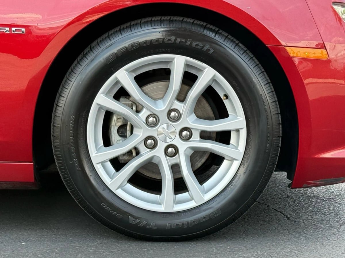Used 2015 Chevrolet Camaro LS image 29