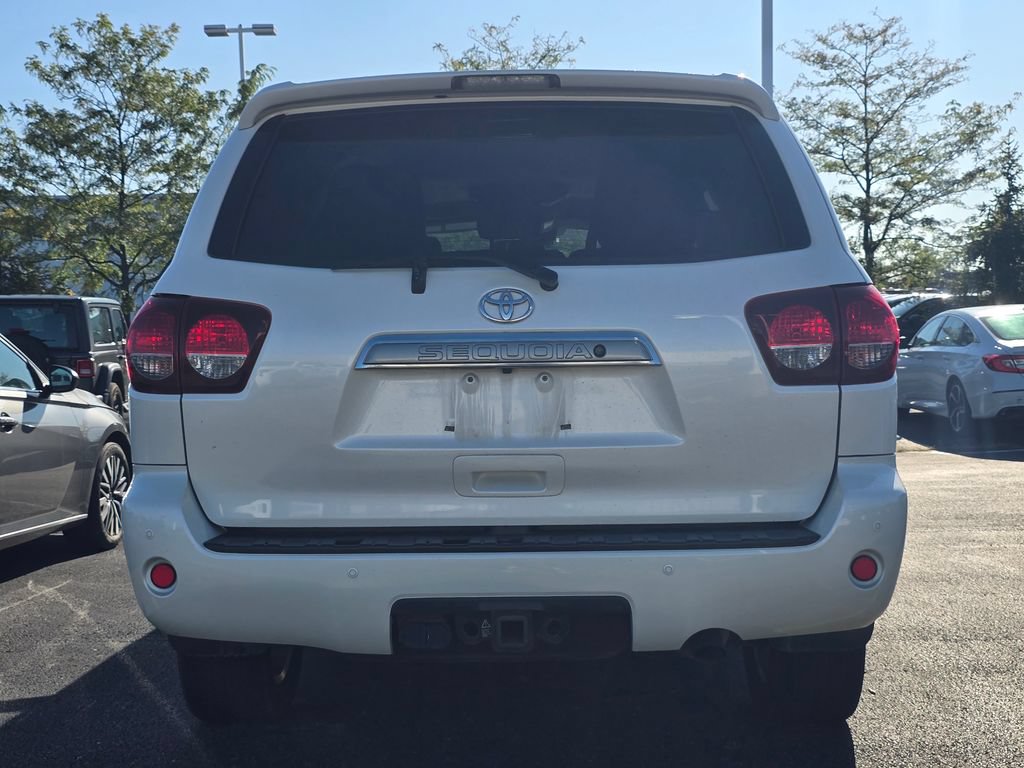 Used 2018 Toyota Sequoia Platinum AWD/4WD image 6