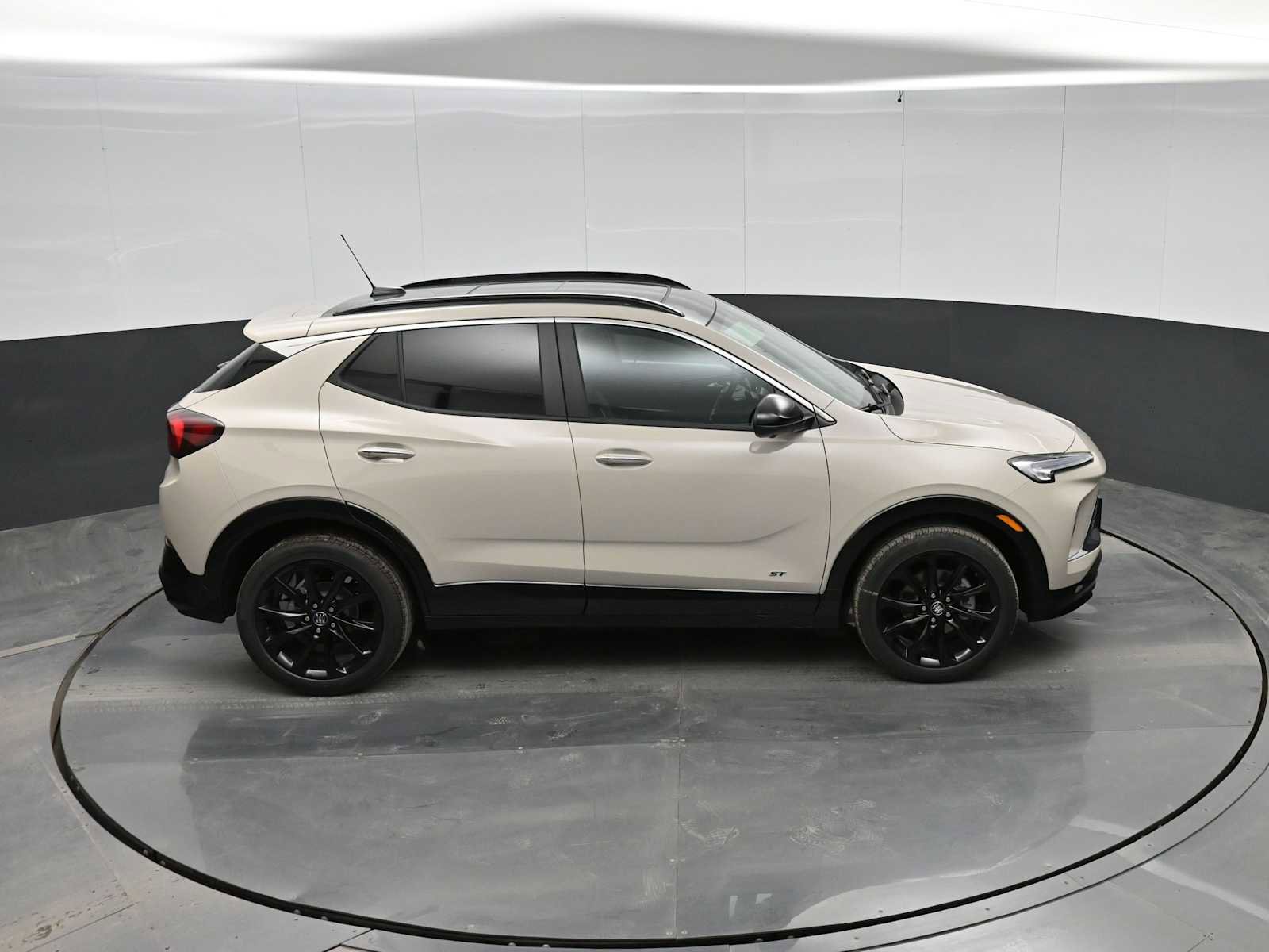 New 2026 Buick Encore GX Sport Touring w/ Studio Series image 31