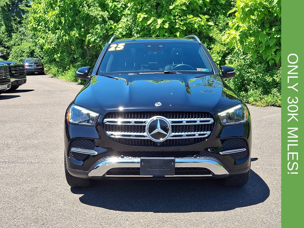 Used 2025 Mercedes-Benz GLE 350 4MATIC w/ Driver Assistance Package image 2