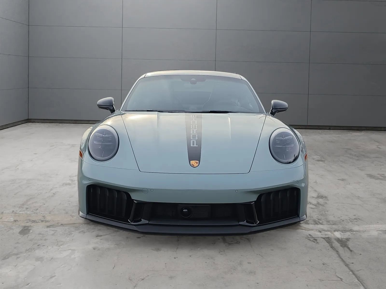 Used 2025 Porsche 911 Carrera 4 GTS image 8