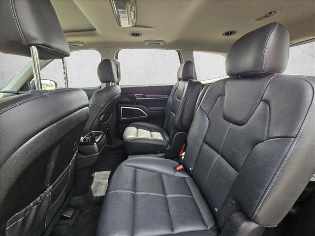 Used 2021 Kia Telluride EX w/ EX Premium Package AWD/4WD image 13