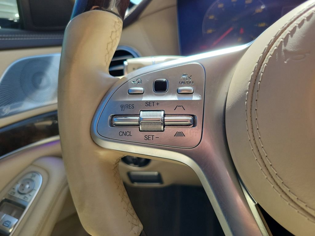 Used 2019 Mercedes-Benz S 560 Sedan image 25