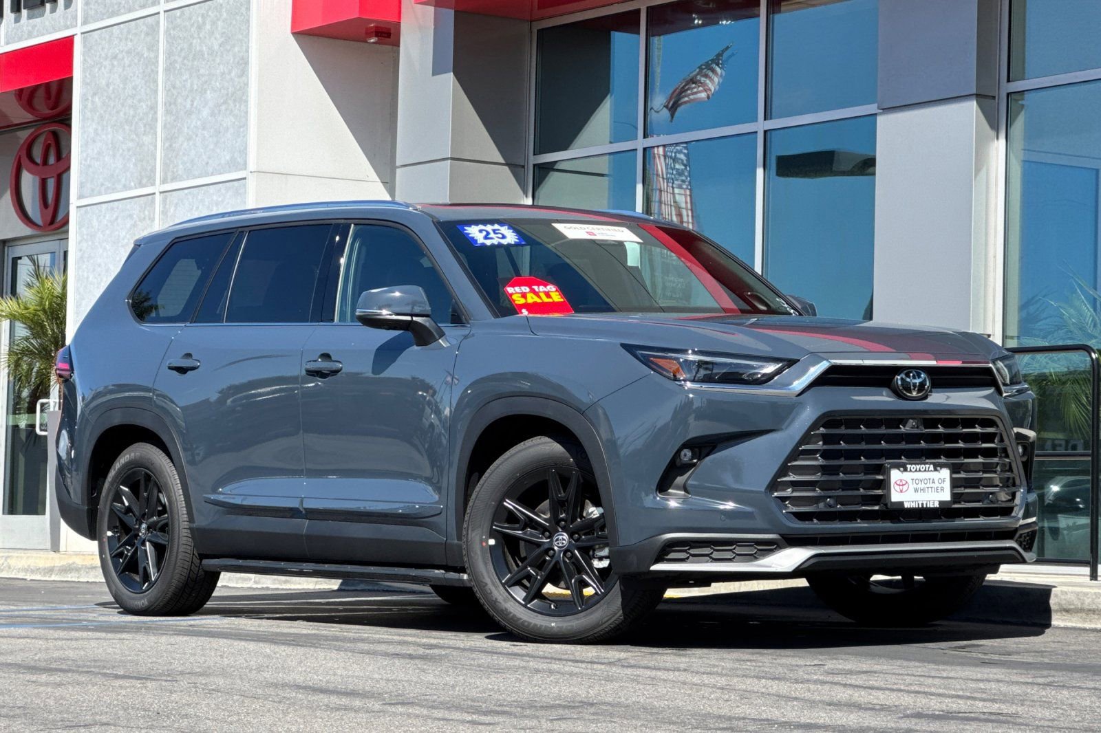 Certified 2025 Toyota Grand Highlander AWD Hybrid image 2