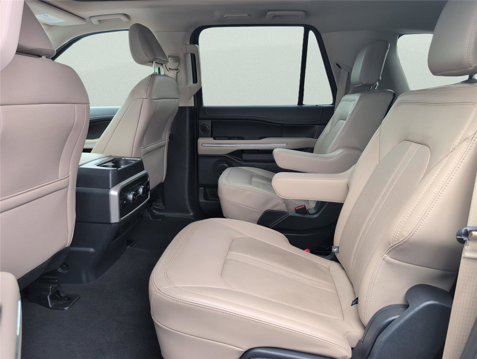 Used 2024 Ford Expedition Max Limited AWD/4WD image 33