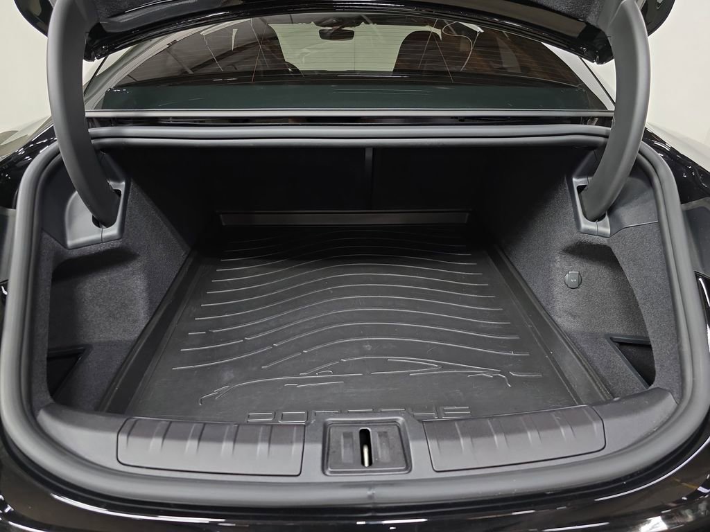 Certified 2023 Porsche Taycan image 25