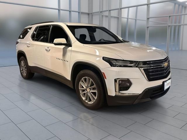 Used 2023 Chevrolet Traverse LT AWD/4WD image 1