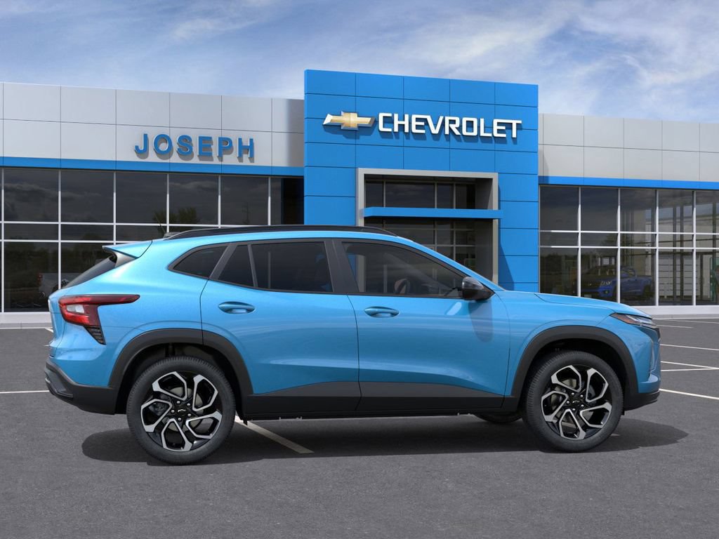 New 2026 Chevrolet Trax RS w/ Driver Confidence Package FWD image 5