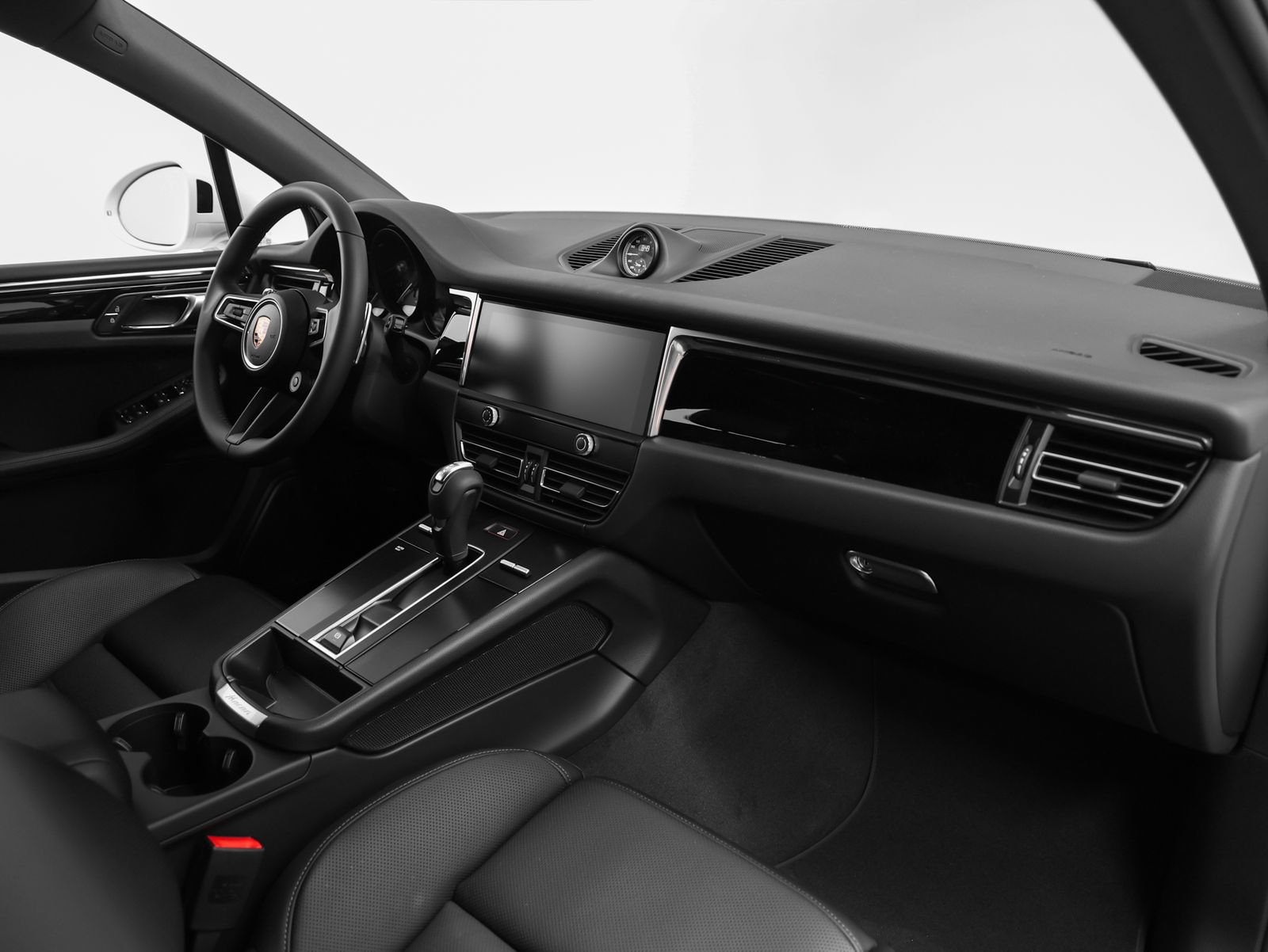 New 2026 Porsche Macan AWD/4WD image 22