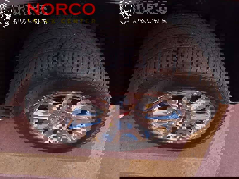 Used 2019 Cadillac Escalade ESV Luxury image 18