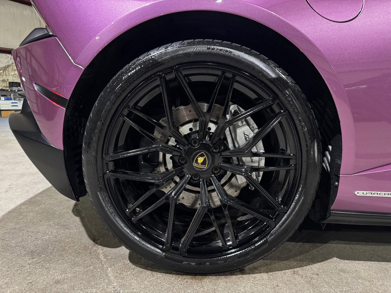 Used 2022 Lamborghini Huracan EVO image 40