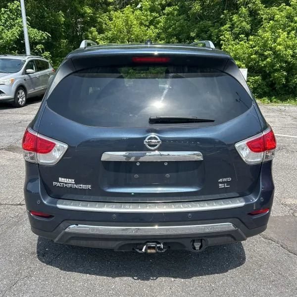 Used 2015 Nissan Pathfinder SL w/ SL Tech Package AWD/4WD image 7