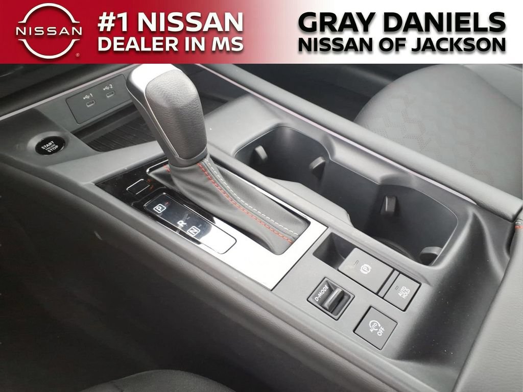 New 2026 Nissan Sentra SR w/ SR Premium Package FWD image 18