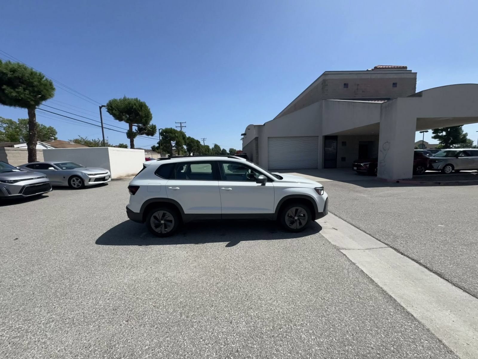 Used 2026 Volkswagen Taos S FWD image 15