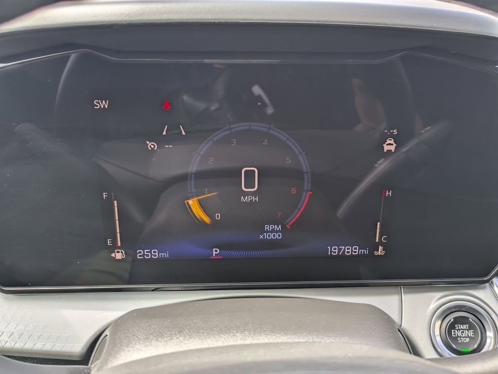 Used 2025 Chevrolet Trax LT w/ LT Convenience Package FWD image 20