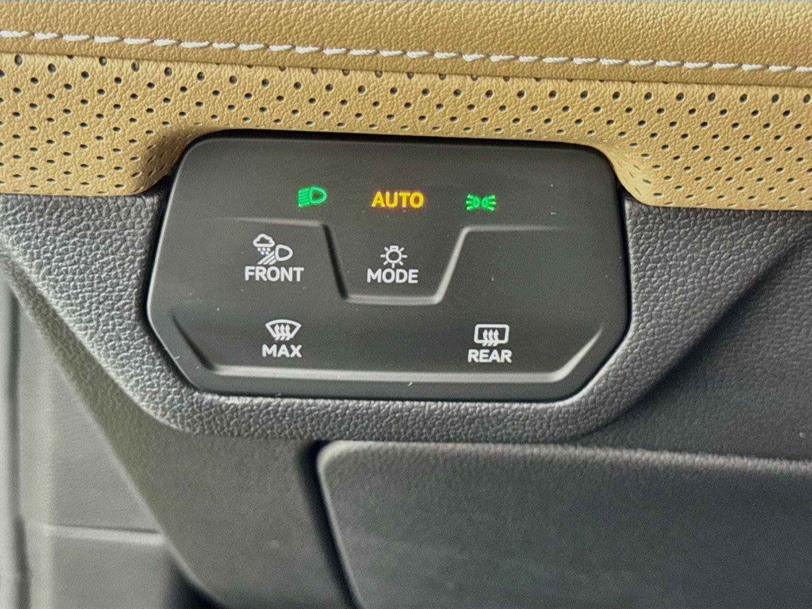New 2026 Volkswagen Atlas Cross Sport SE AWD/4WD image 10