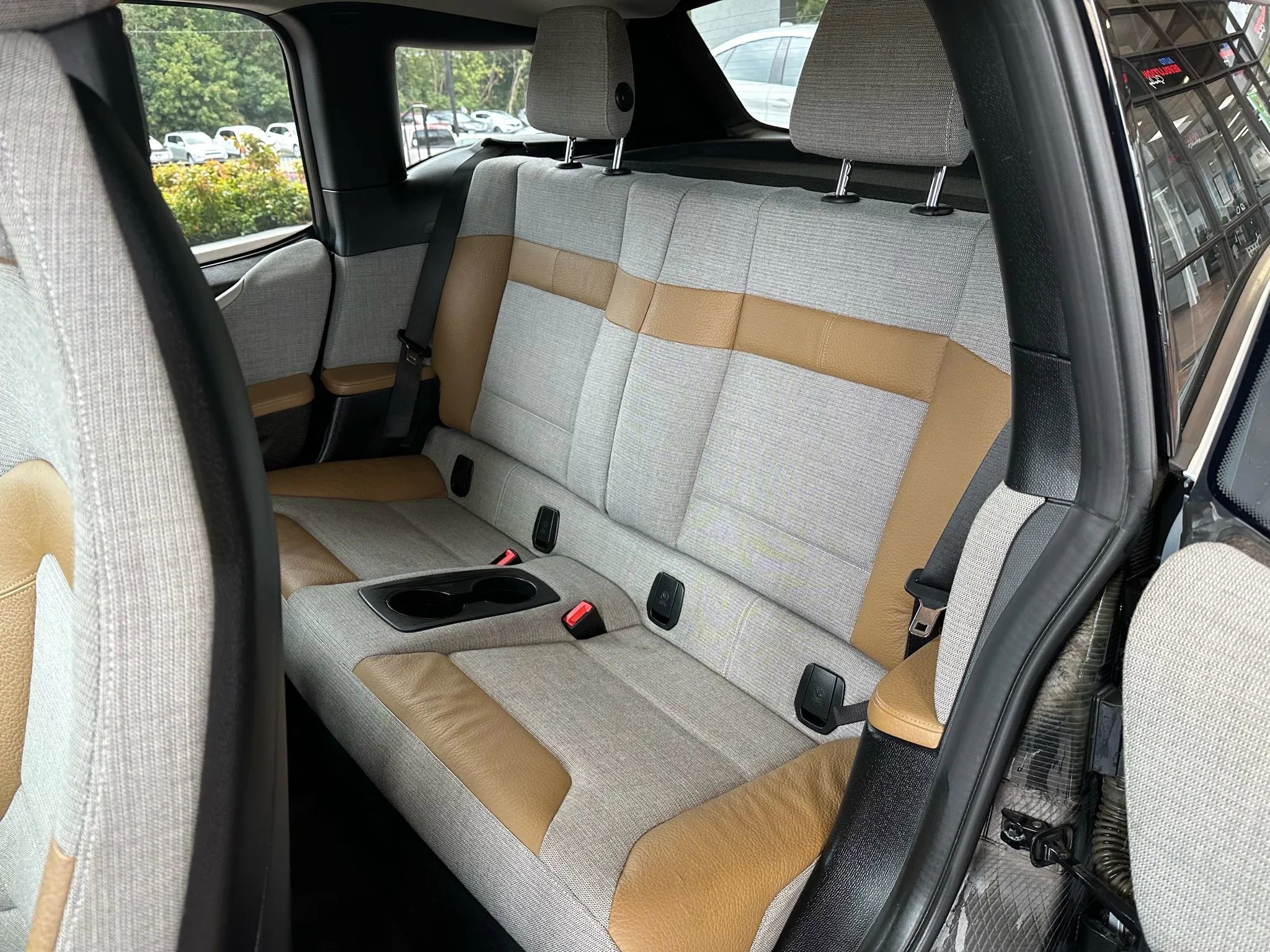 Used 2014 BMW i3 Hatchback 4D image 21