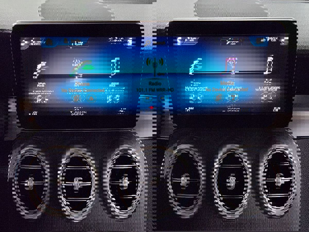 Used 2021 Mercedes-Benz GLC 300 image 35