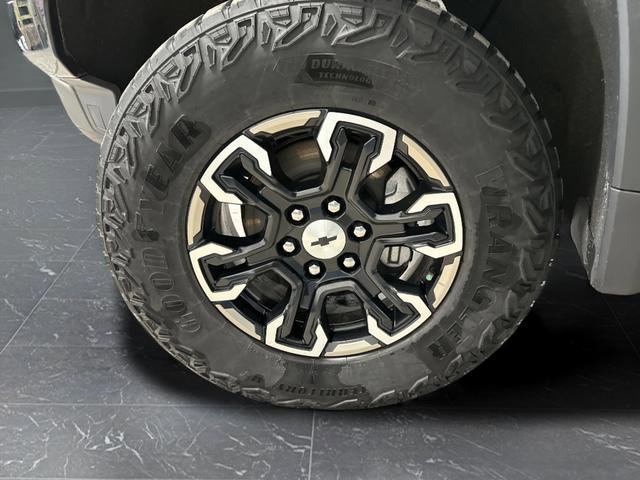 Used 2023 Chevrolet Silverado 1500 ZR2 AWD/4WD image 43