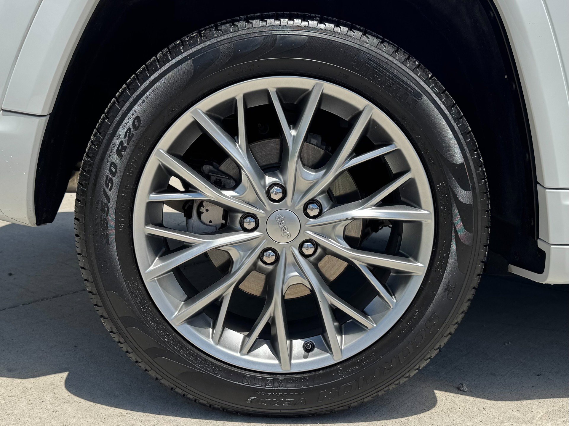 Used 2025 Jeep Grand Cherokee Summit AWD/4WD image 79