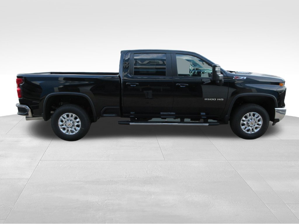 New 2026 Chevrolet Silverado 3500 LT w/ All Star Edition AWD/4WD image 7