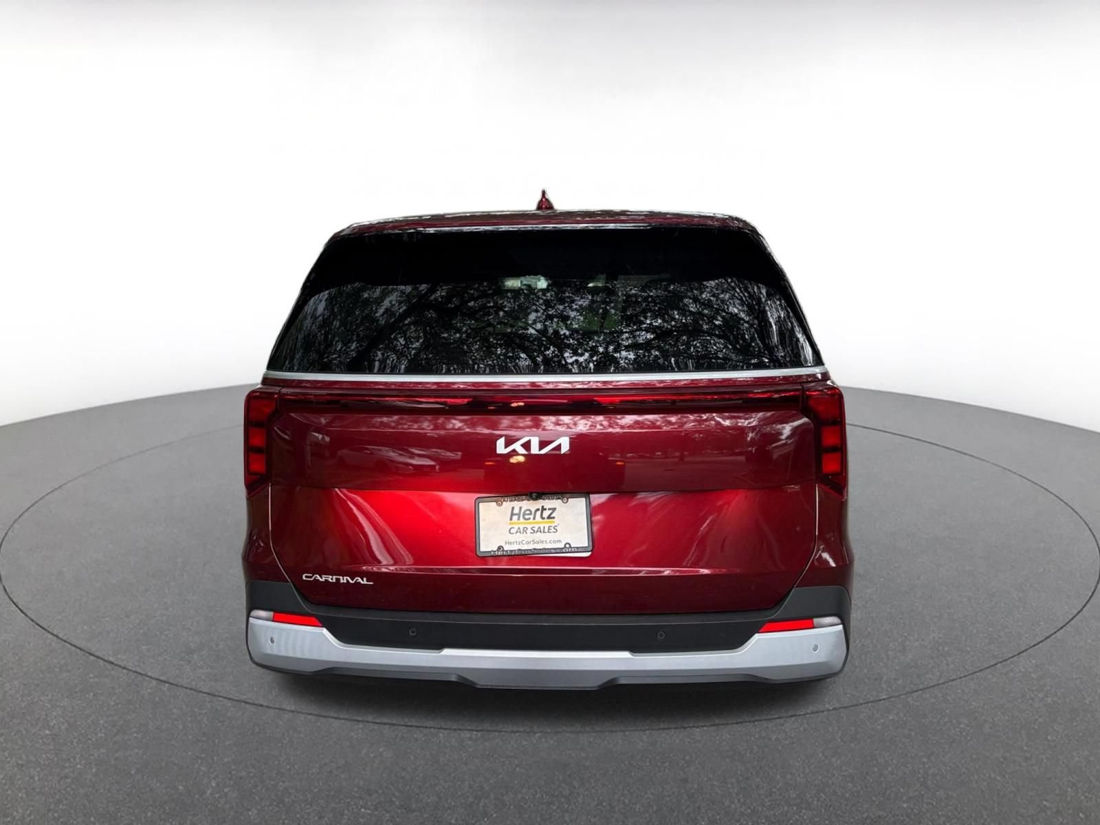 Used 2026 Kia Carnival FWD image 6