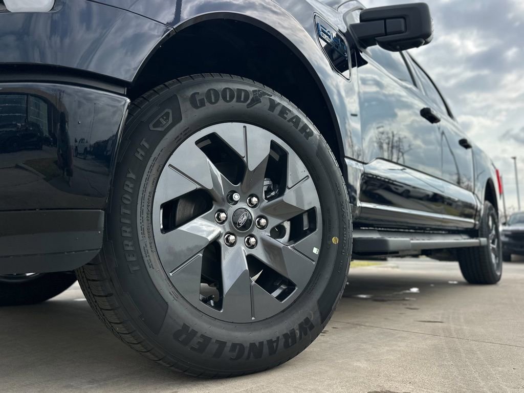 New 2025 Ford F150 Lightning Flash image 67