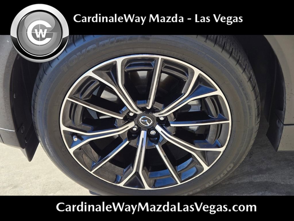 Certified 2025 MAZDA CX-70 Plug-In Hybrid w/ Premium Pkg AWD/4WD image 11