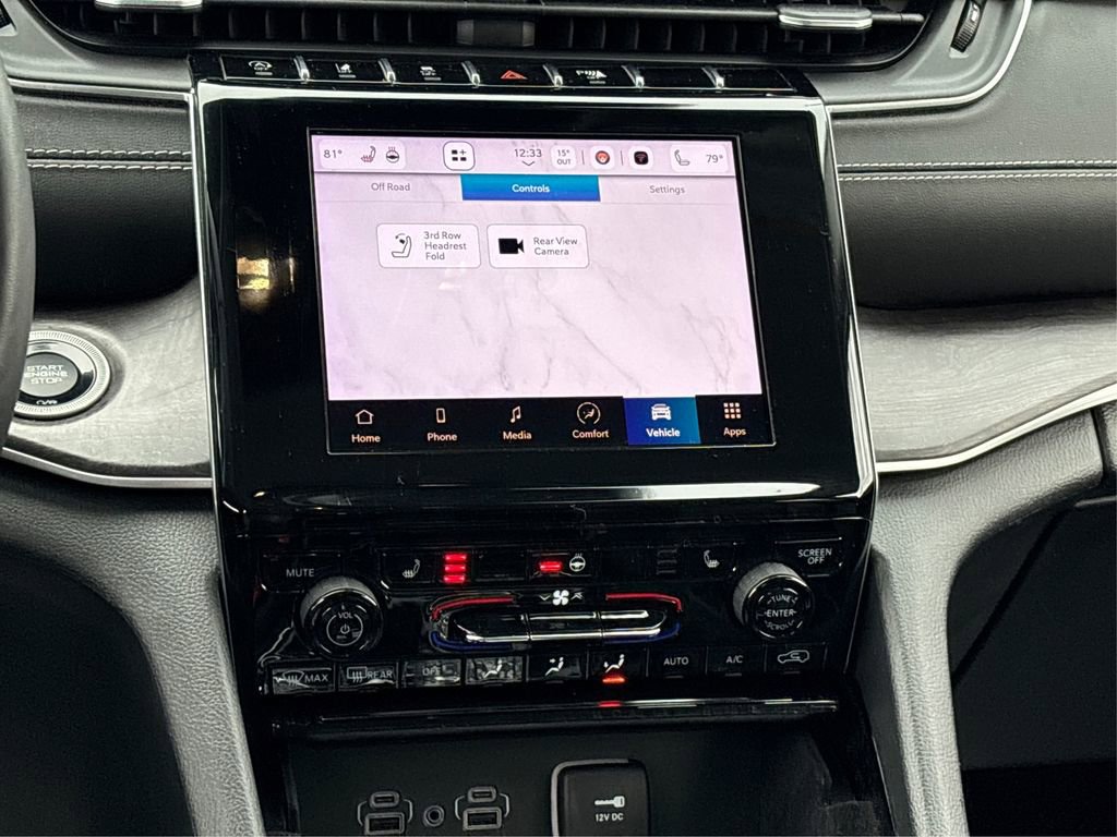 Used 2022 Jeep Grand Cherokee L Limited image 20