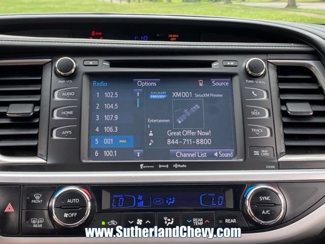Used 2019 Toyota Highlander SE FWD image 30