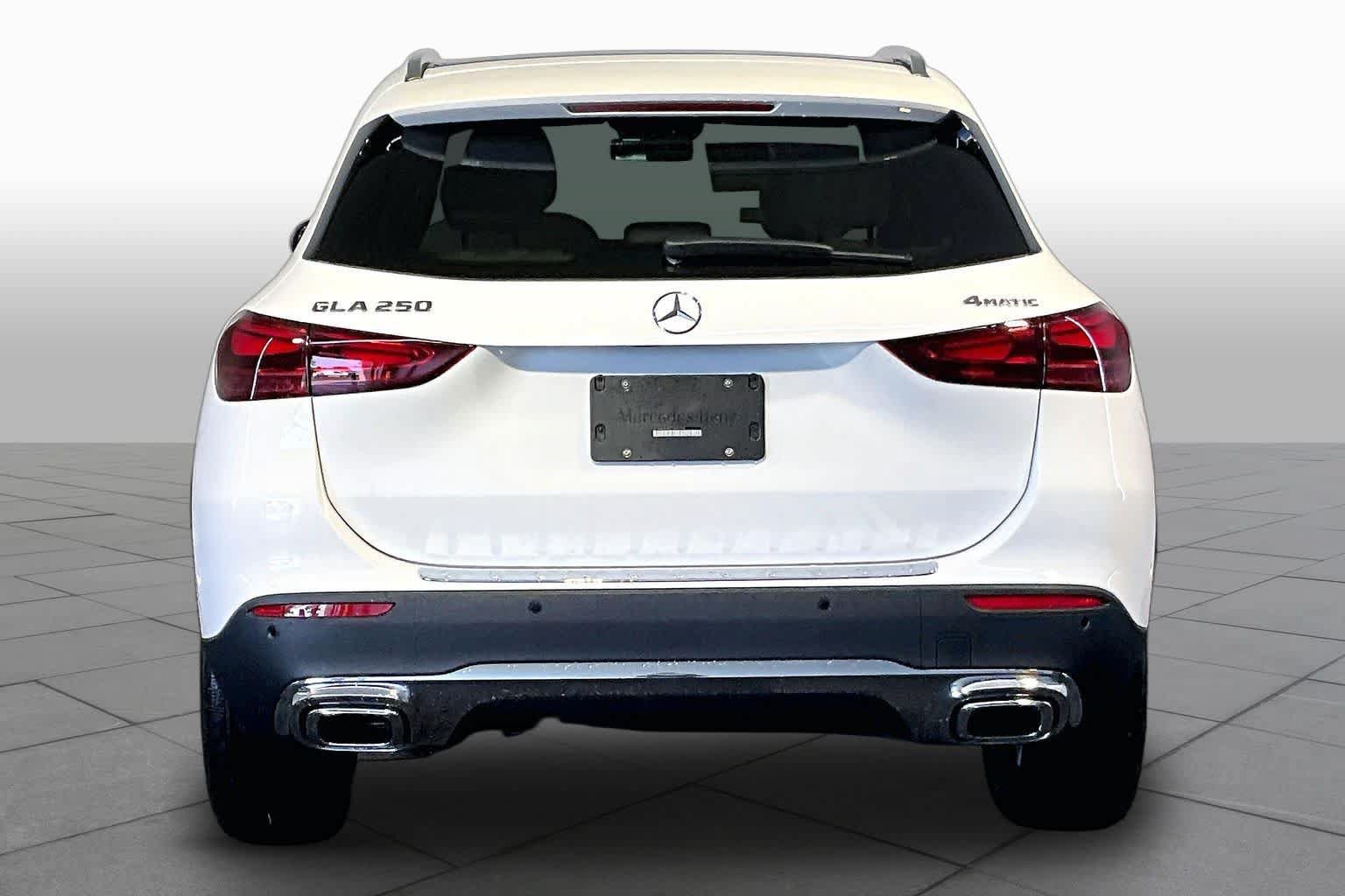 New 2026 Mercedes-Benz GLA 250 4MATIC image 4