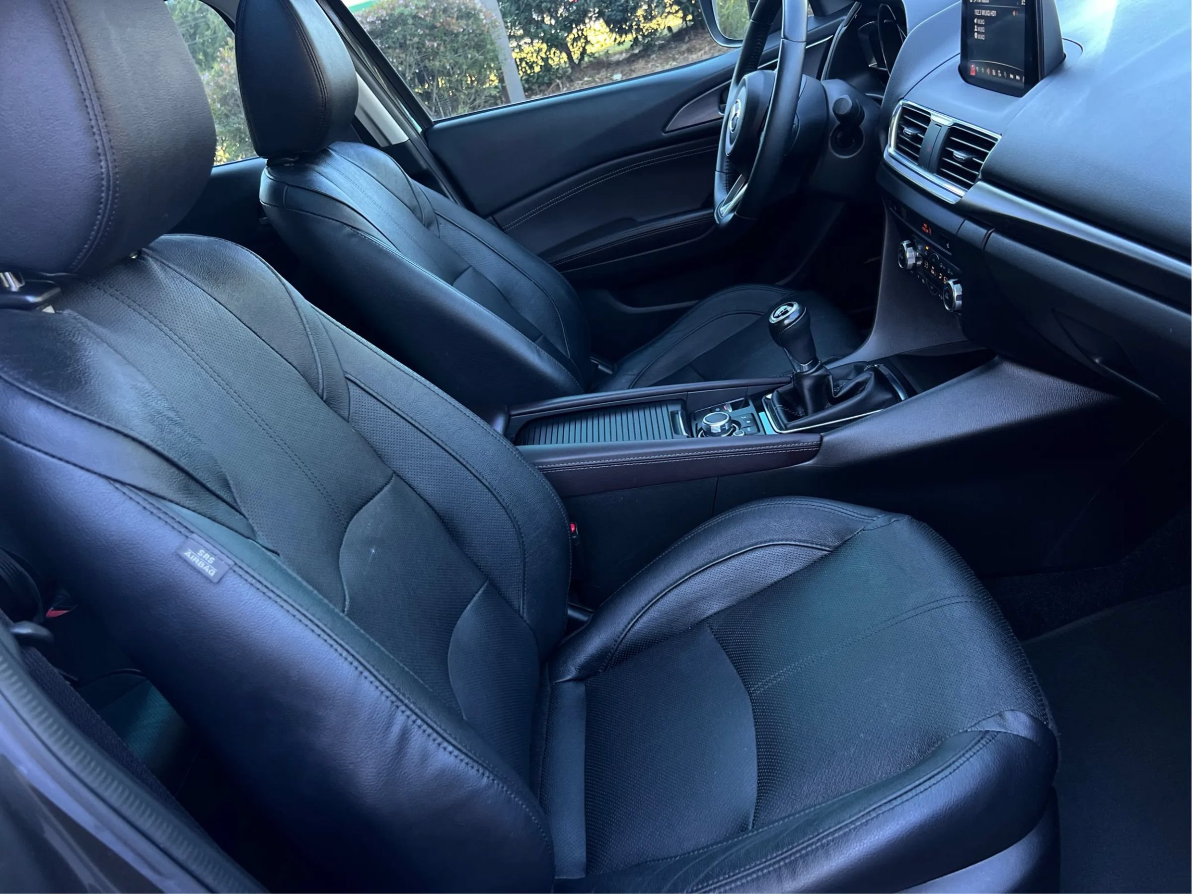 Used 2017 MAZDA MAZDA3 Grand Touring w/ Premium Equipment Package FWD image 19